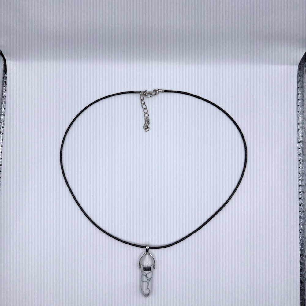 White Howlite Stone Silver Tone Cap‎ Cord Necklace - Picture 2 of 6